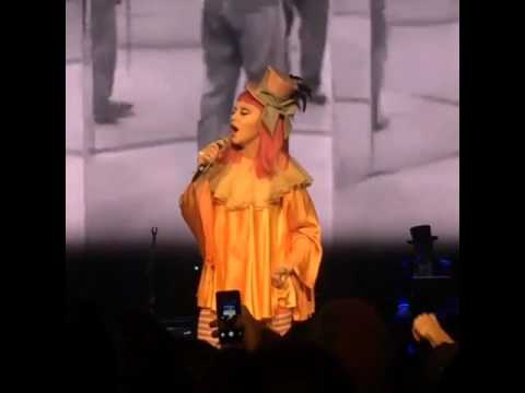 Madonna: Tears of a Clown MADONNA: TEARS of a CLOWN, Melbourne 2016 10