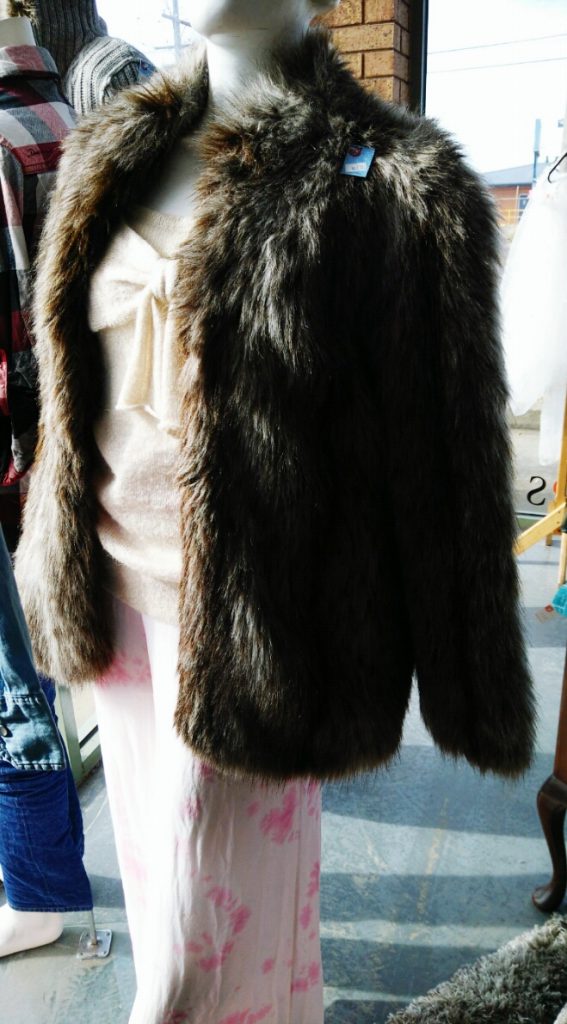 Vintage/Op-Shop shopping | Style & Life by Susana Vintage/Op-Shop shopping | Style & Life by Susana