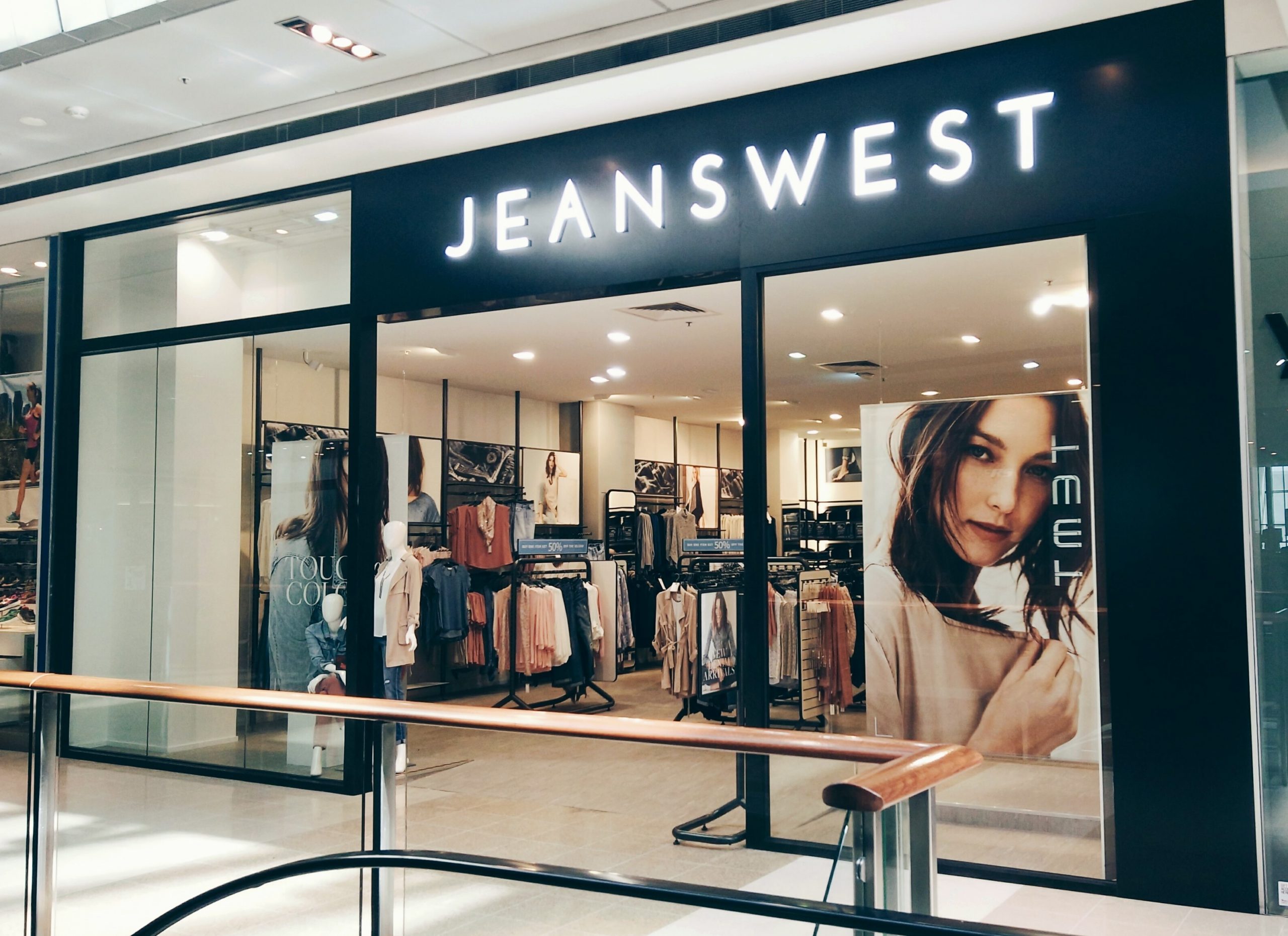 Jeanswest + Geelong \u003d A Perfect Fit 