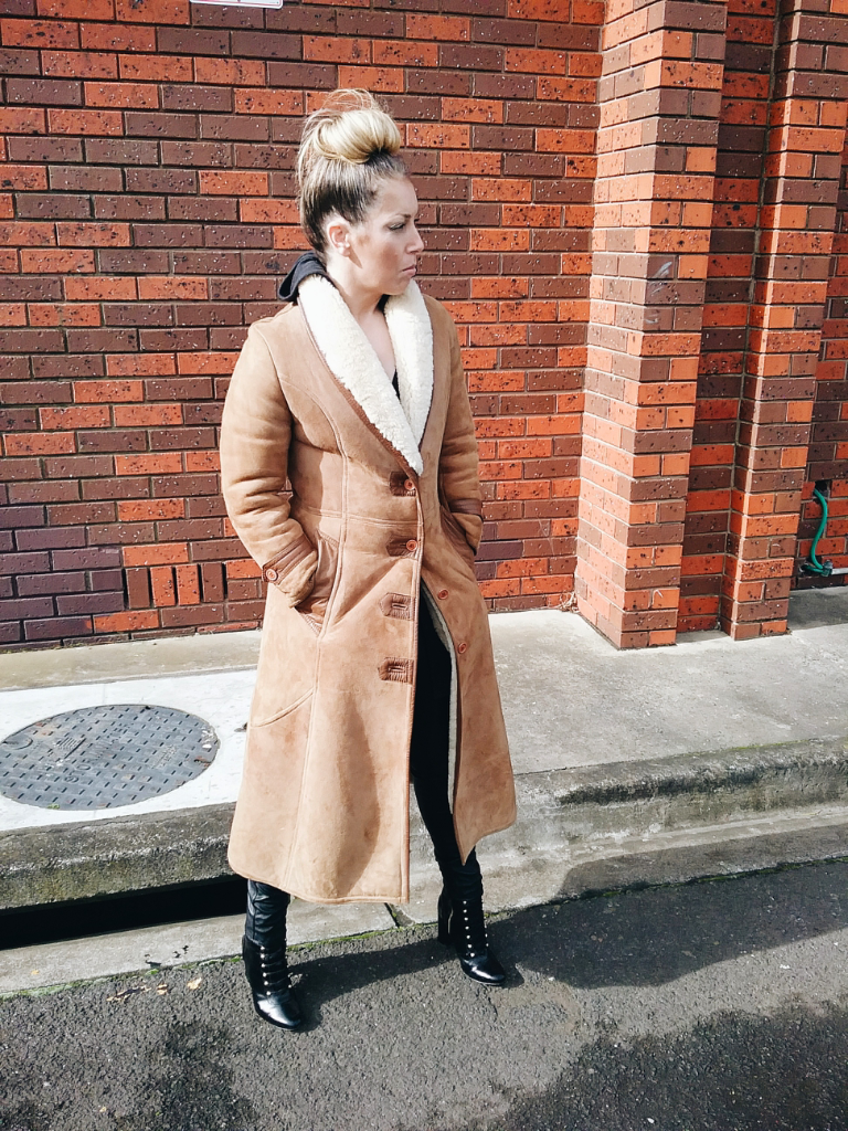 style-and-life-by-susana VINTAGE SHEARLING COAT 10