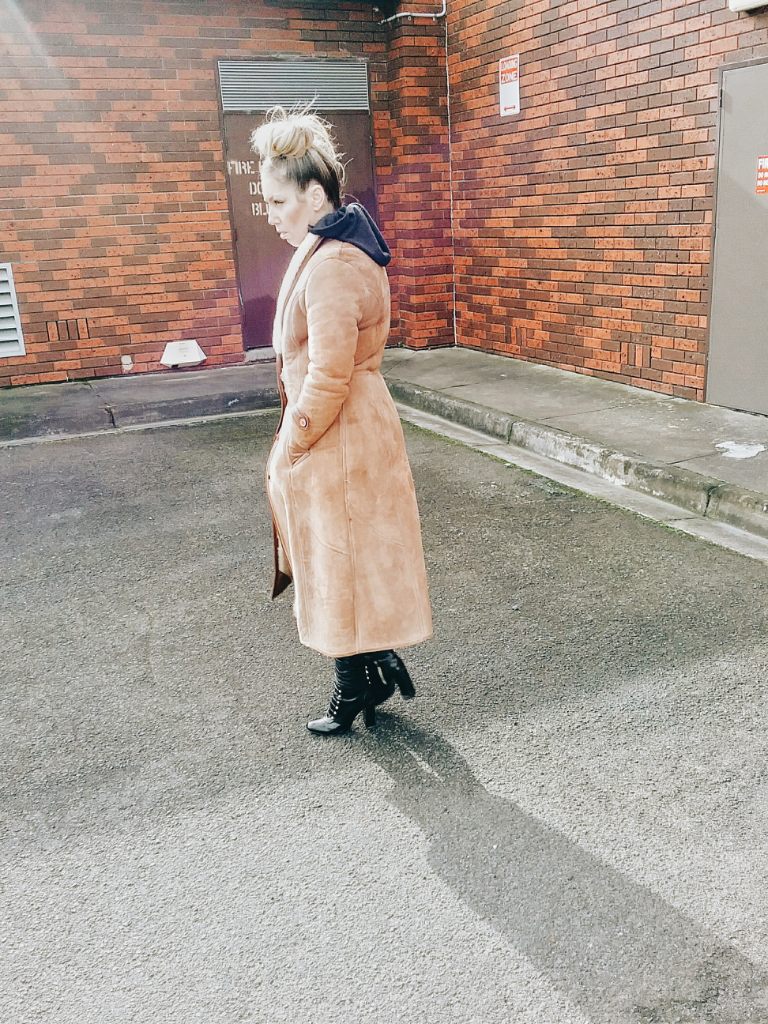 style-and-life-by-susana VINTAGE SHEARLING COAT 3