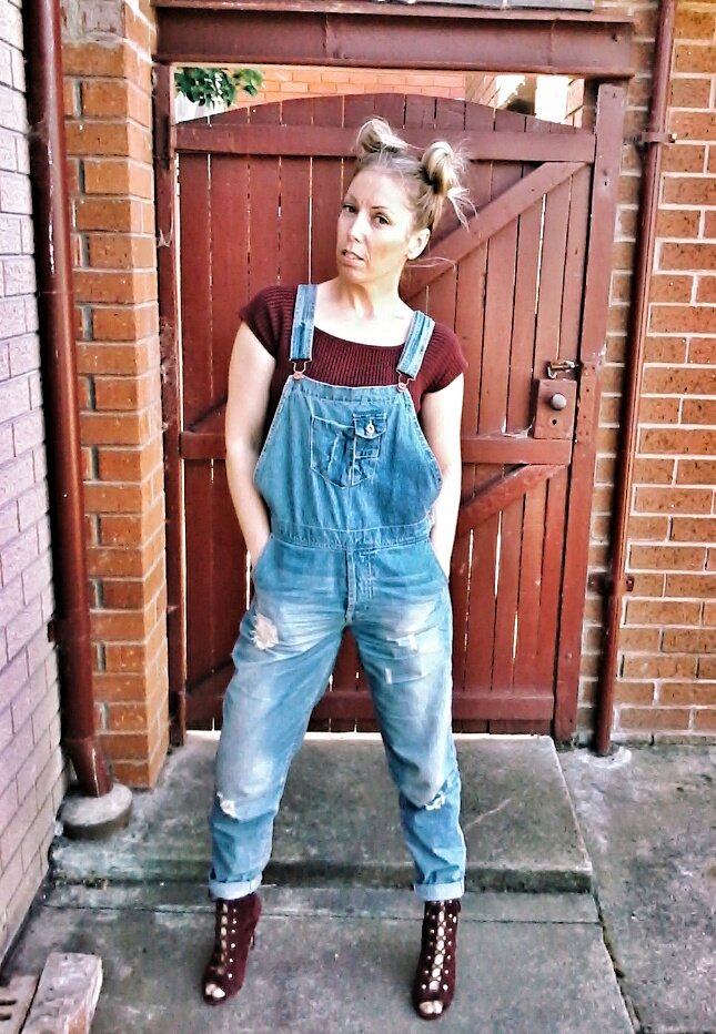 WHAT I'M WEARING TODAY - DUNGAREES TO THE OFFICE 3