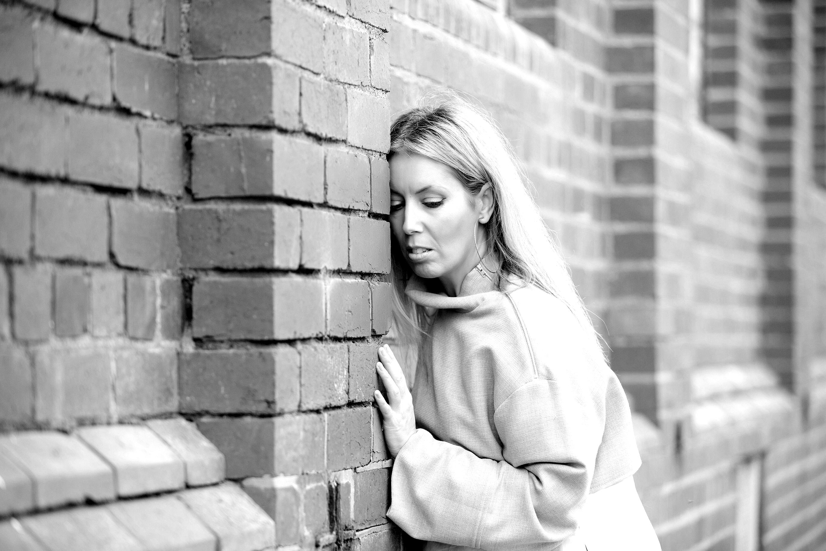 Hit By Love | Style & Life by Susana - a post about domestic violence