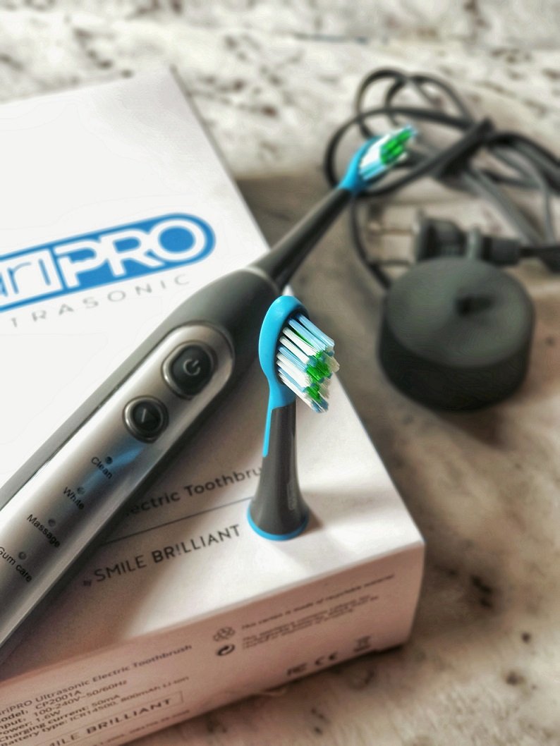 Smile Brilliant cariPRO⢠Electric Toothbrush | Review - Style & Life by Susana